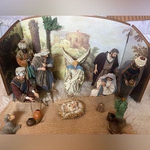 Beautiful Kirkland Nativity set